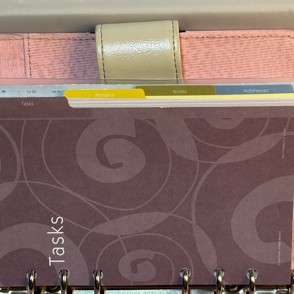 Franklin Covey Monthly Planners with Franklin Covey Inserts - Picture 5 of 6